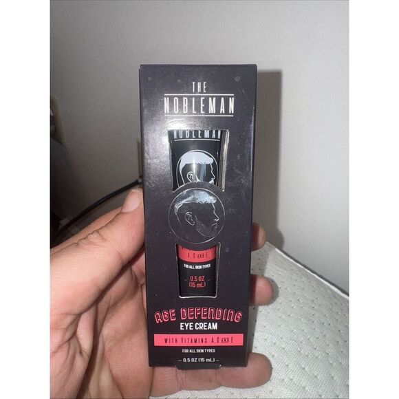 Nobleman Other - The Nobleman Age Defending Eye Cream with Vitamin A, C, E - For All Skin Types